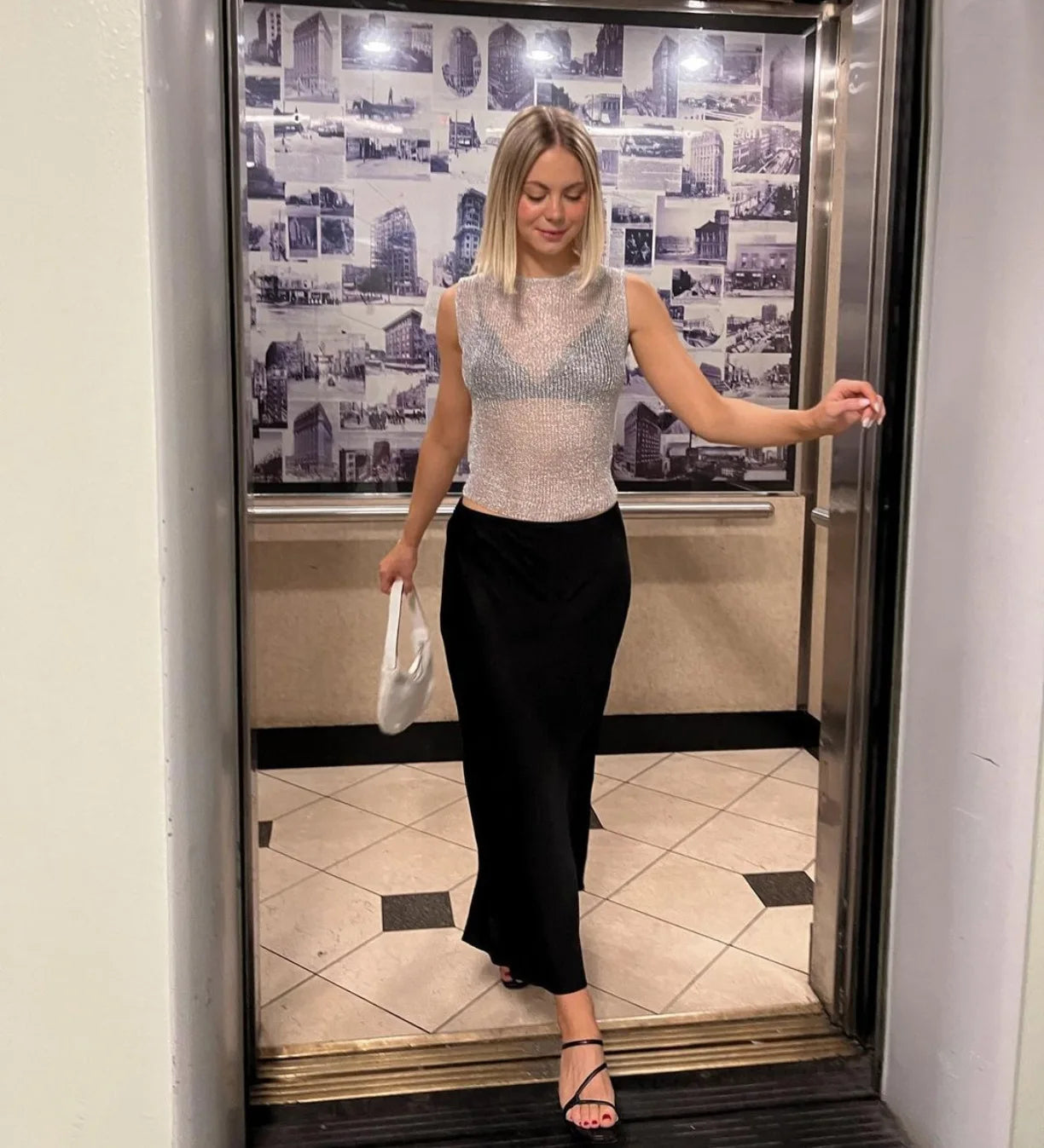 Women Sexy Mesh Sheer Glitter Sleeveless Tank Summer Shiny Cover Ups Y2K Cropped Tops See Through Mini Vest Streetwear Tops 2024