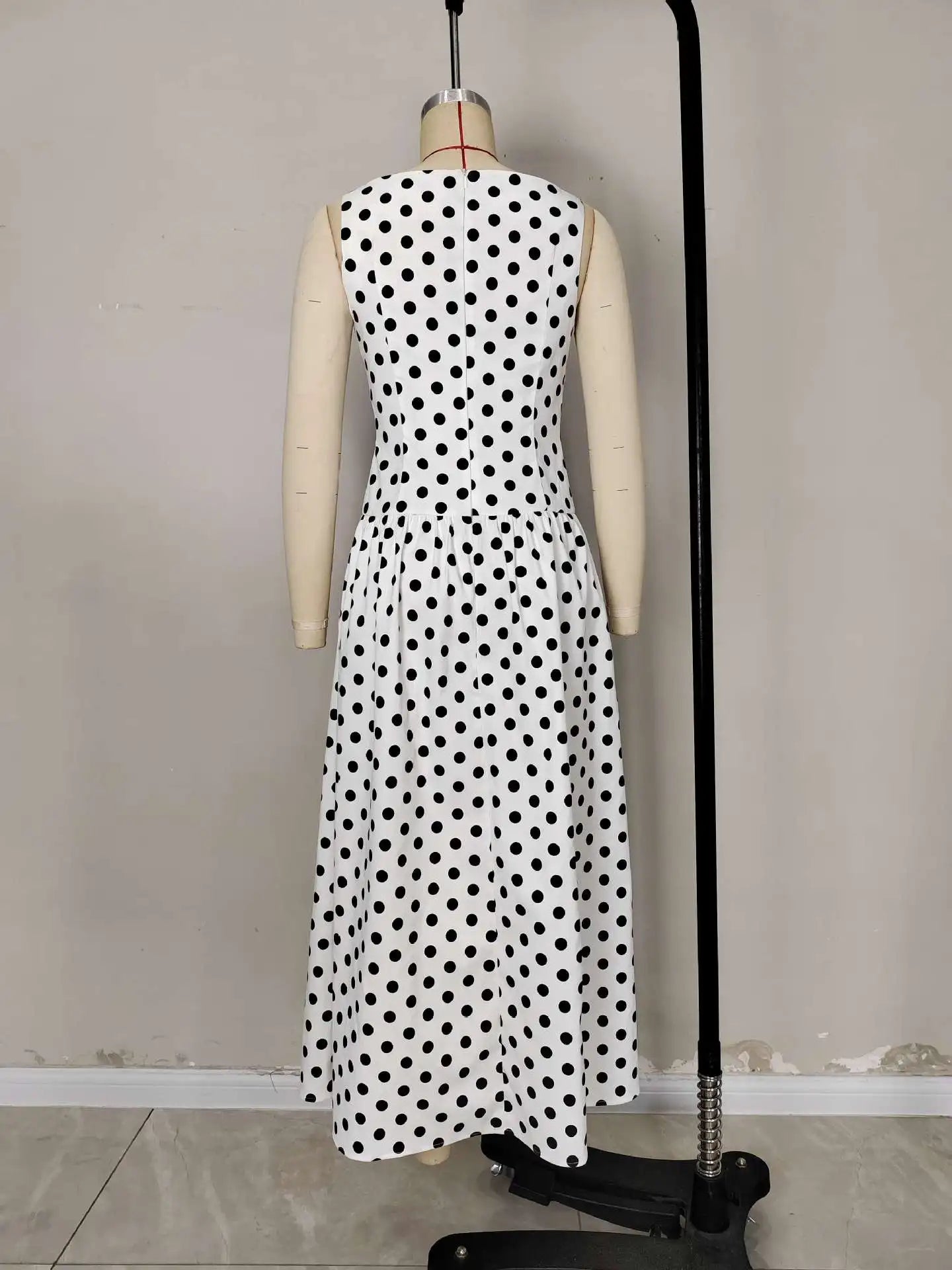 Vintage Polka Dot Long Dress Elegant Women's Sleeveless High Waist Casual Maxi Dresses Evening Party Summer Robe New Formal 2026